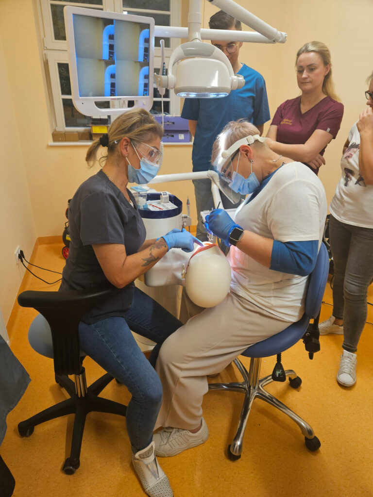 Asystentka/Higienistka stomatologiczna
