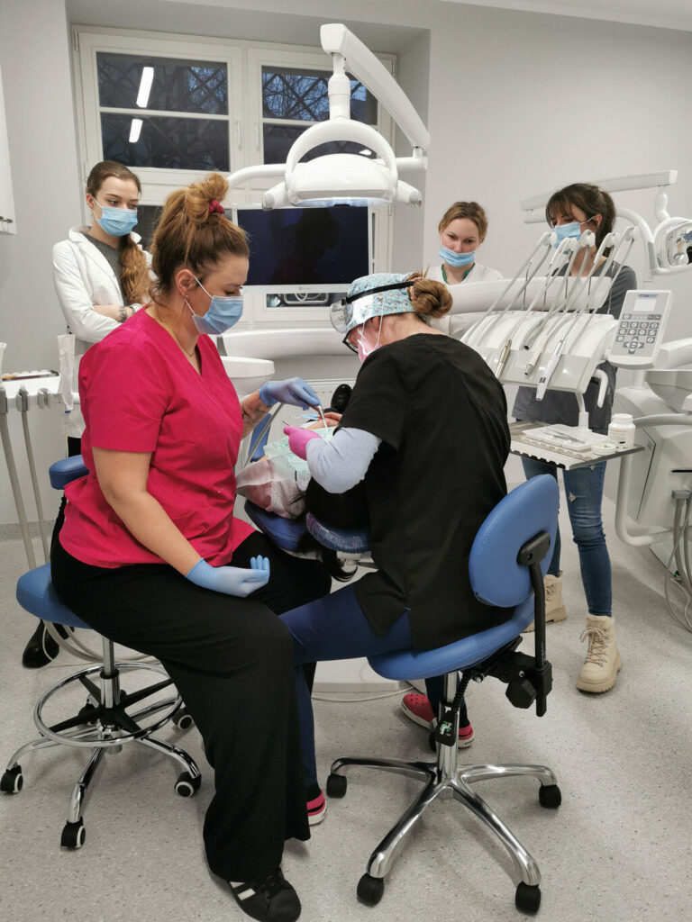 Asystentka/Higienistka stomatologiczna