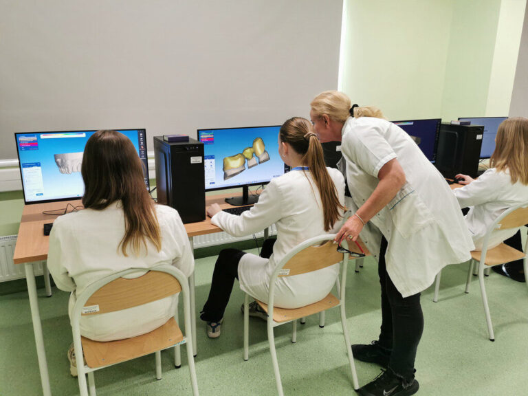 Technik dentystyczny