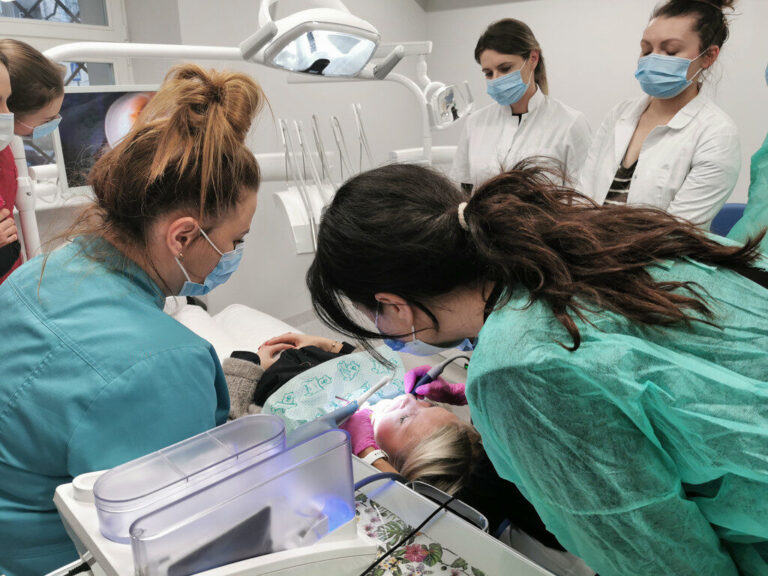 Asystentka/Higienistka stomatologiczna